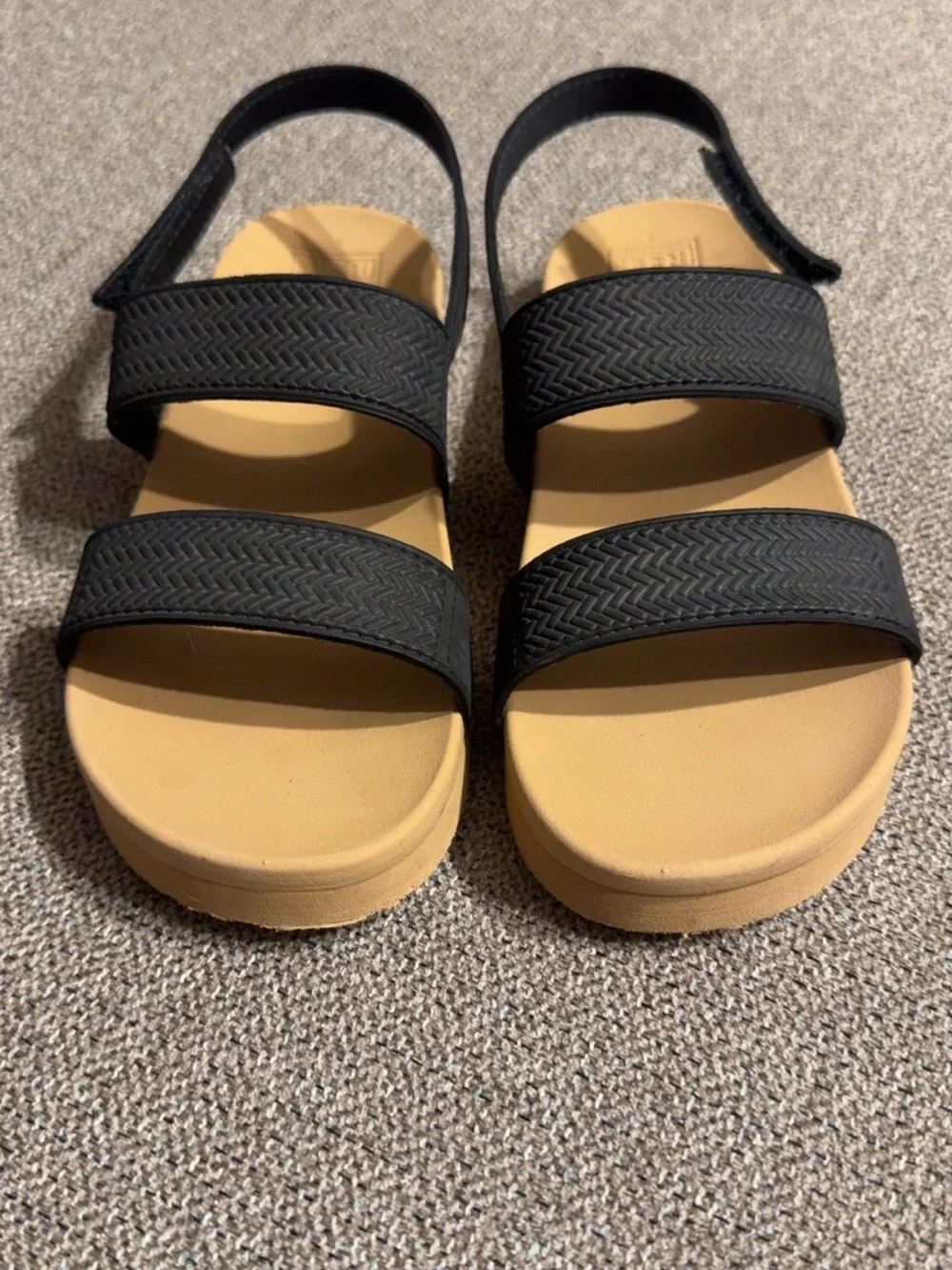 Reef youth sandals